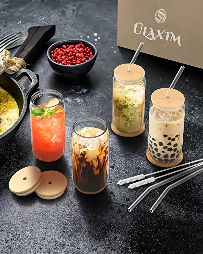 Glass Bottle with Bamboo Lid & Glass Straw + Brush (630ml) - Image 4