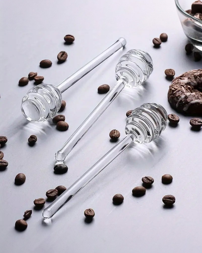 Image of premium, glass Honey dipper from Honey Wholesale, a Western Australian online honey shop in Perth, offering worldwide shipping